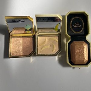 Too Faced Highlighters 🌴🍌🍍